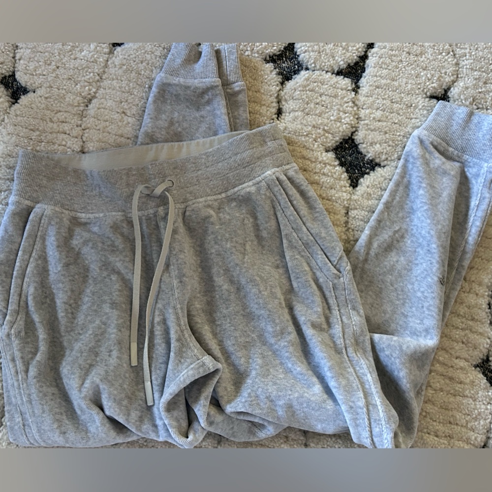 lululemon warm down velour joggers 6
